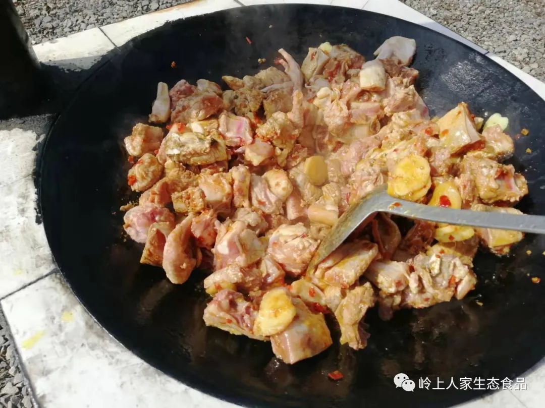 嶺上人家慶?！叭藡D女節(jié)”活動